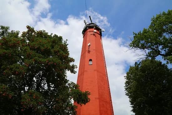 Ile schodów ma latarnia morska w Helu? Przygotuj się na wyzwanie! Ile schodów ma latarnia morska w Helu? Przygotuj się na wyzwanie!