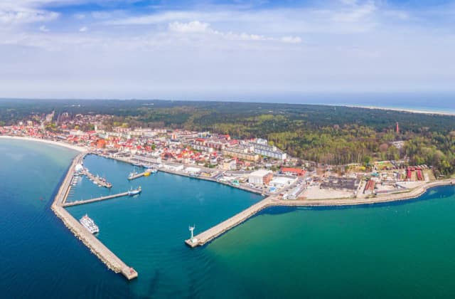 Ile kilometrów ma półwysep helski? Odkryj jego długość i więcej! Ile kilometrów ma półwysep helski? Odkryj jego długość i więcej!